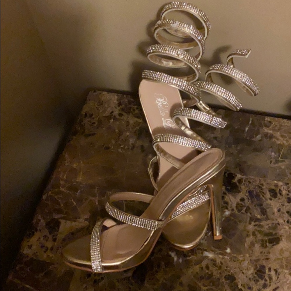 Shoes - Picture 2 of 3